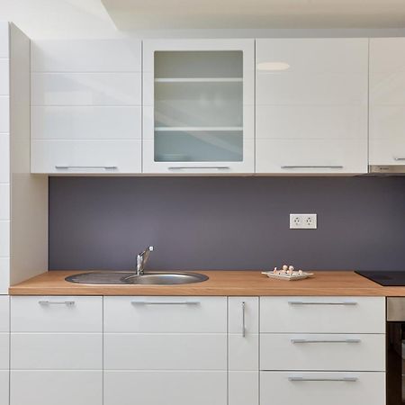 Apartments Nika 투라니 객실 사진