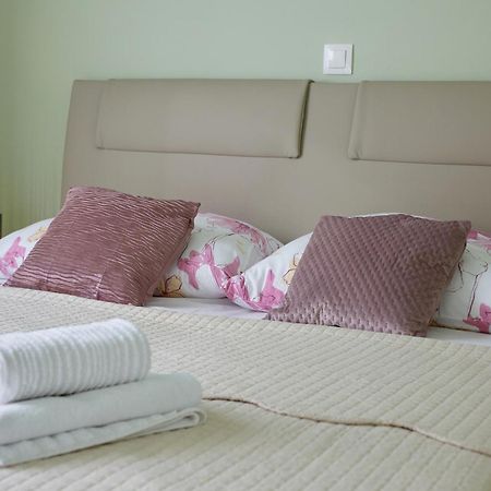 Apartments Nika 투라니 객실 사진
