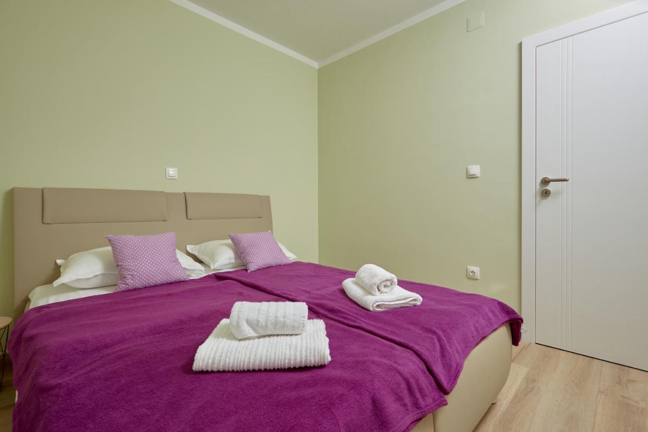 Apartments Nika 투라니 객실 사진