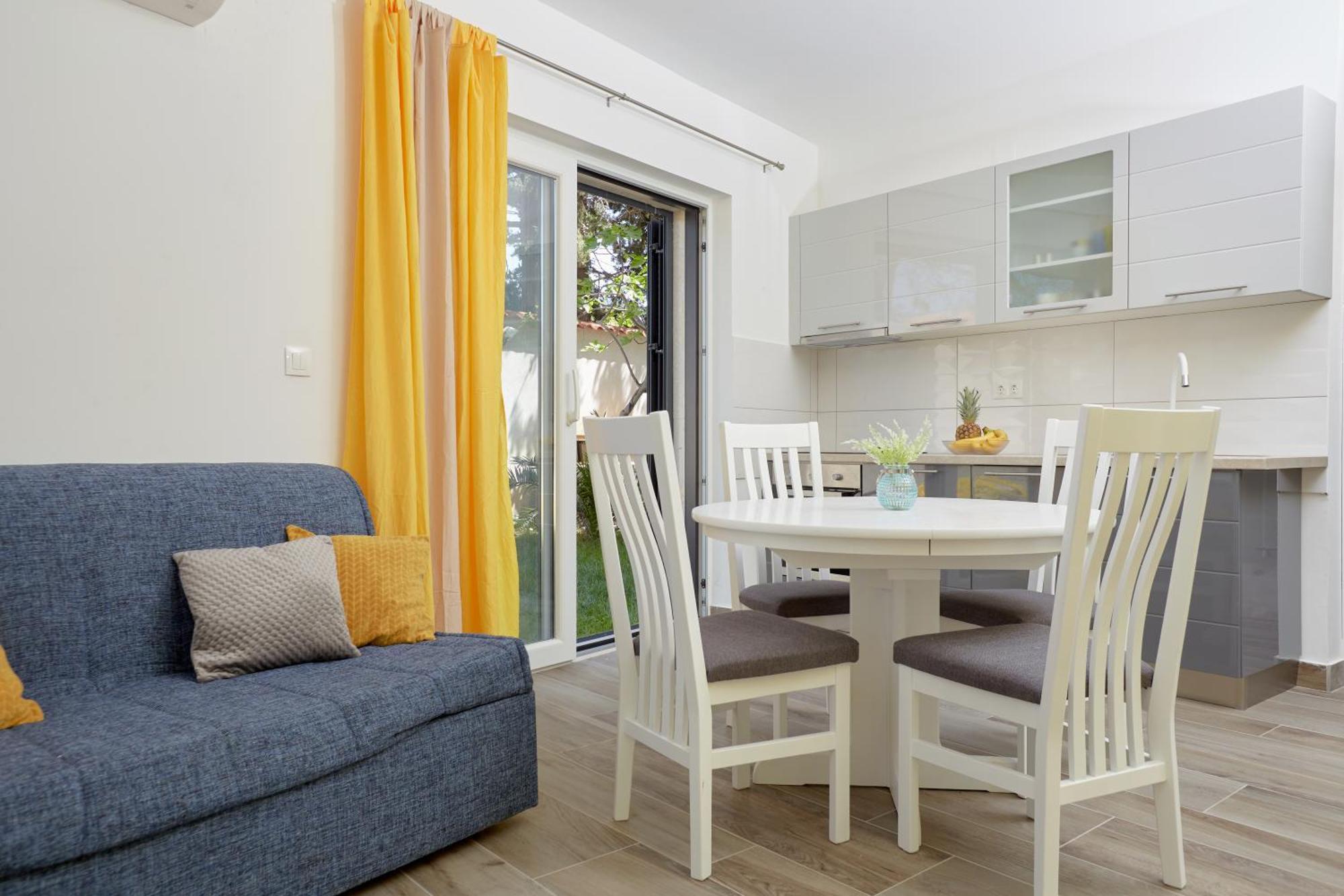 Apartments Nika 투라니 객실 사진